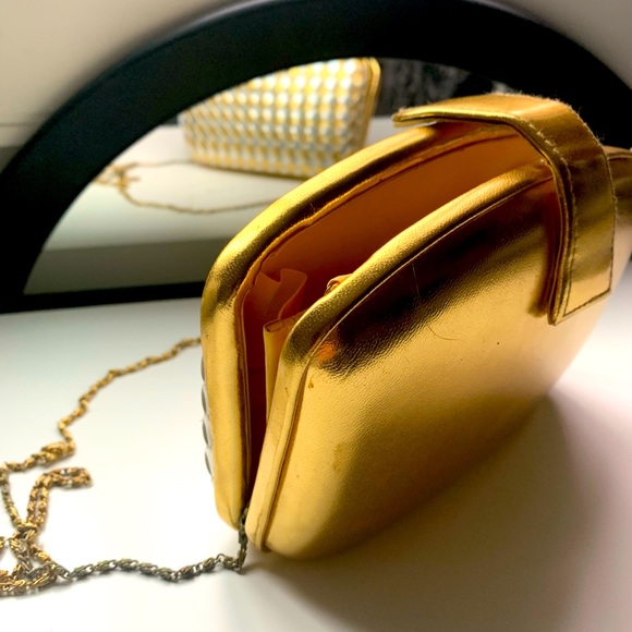 Vintage Woven Fiona Silver and Gold Hard Clutch Purse with Chain - Picture 6 of 11